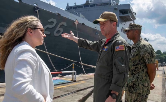 Эксперт: Трамп несет на Ближний Восток войну, а не мир