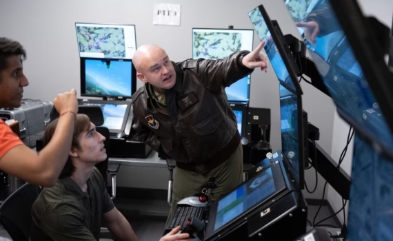 Аналитик Каргин: Трамп выводит войска из Европы Аналитик Каргин: Трамп выводит войска из Европы