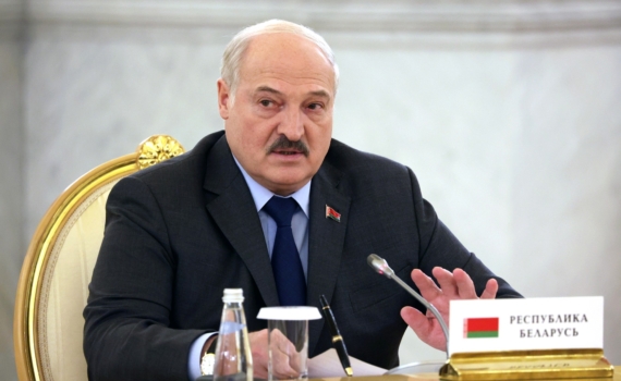 Лукашенко раскрыл тайну: Путина обманули, и поэтому война затянулась на годы Лукашенко раскрыл тайну: Путина обманули, и поэтому война затянулась на годы