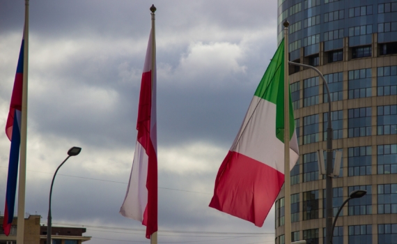 Сардарян: Позиции Мелони в Италии пошатнулись из-за реорганизации правого политического лагеря Сардарян: Позиции Мелони в Италии пошатнулись из-за реорганизации правого политического лагеря